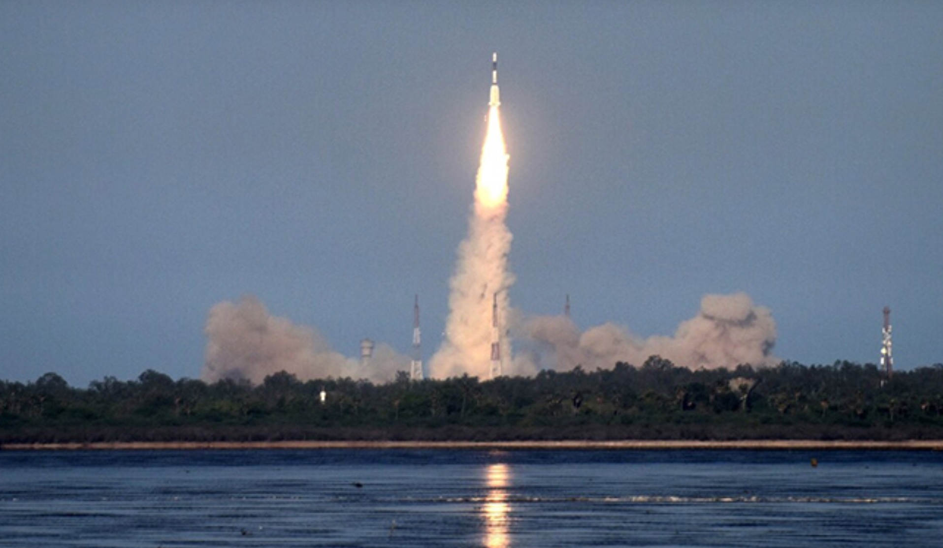 7A0200DC-1C3E-4A53-AF0F-8D5AD88F353F